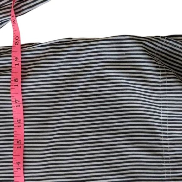 J. CREW | 100% Cotton FunnelNeck Shoulder Button Striped Casual Top - Picture 9 of 10